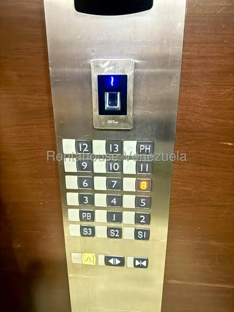 Apartamento (1 Nivel) en Alquiler en Campo Alegre, Distrito Metropolitano - 15