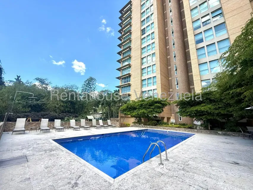 Apartamento (1 Nivel) en Alquiler en Campo Alegre, Distrito Metropolitano - 16