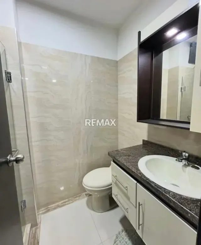 En ALQUILER Apartamento Residencias La O. Av. 19 de Abril. . - 4