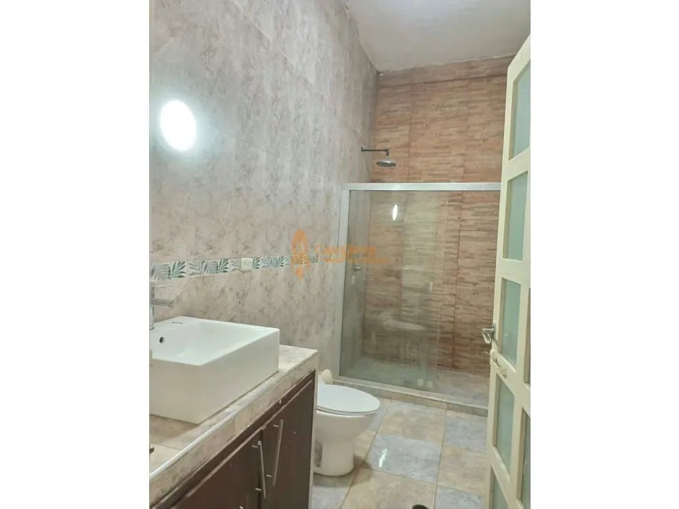 CASA VERSATIL EN LA ESMERALDA, 800m, 3 NIVELES, CON TERRAZA - 17
