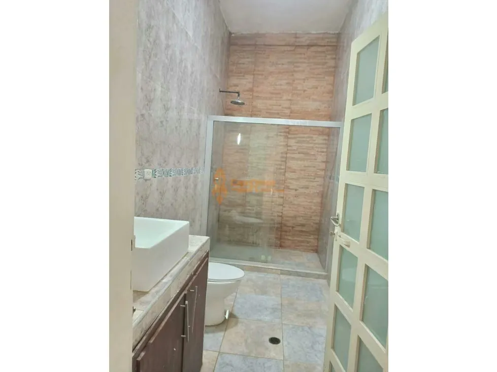 CASA VERSATIL EN LA ESMERALDA, 800m, 3 NIVELES, CON TERRAZA - 18