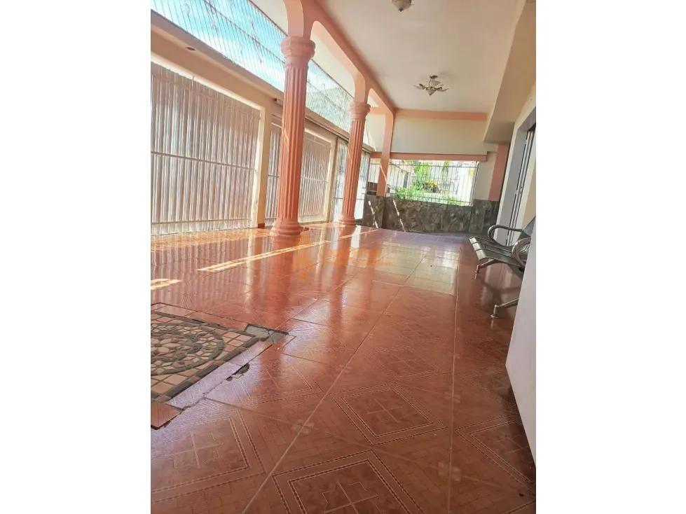 CASA VERSATIL EN LA ESMERALDA, 800m, 3 NIVELES, CON TERRAZA - 6