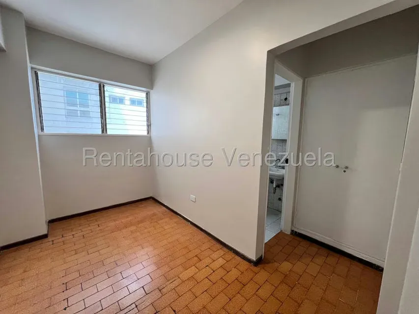 Apartamento (1 Nivel) en Venta en Campo Alegre, Distrito Metropolitano - 11