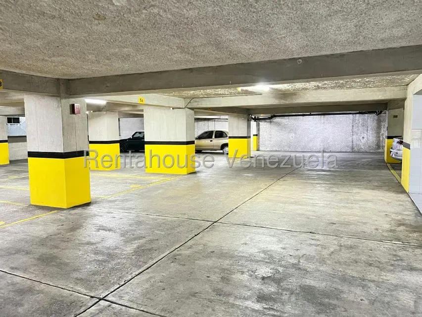 Apartamento (1 Nivel) en Venta en Campo Alegre, Distrito Metropolitano - 21