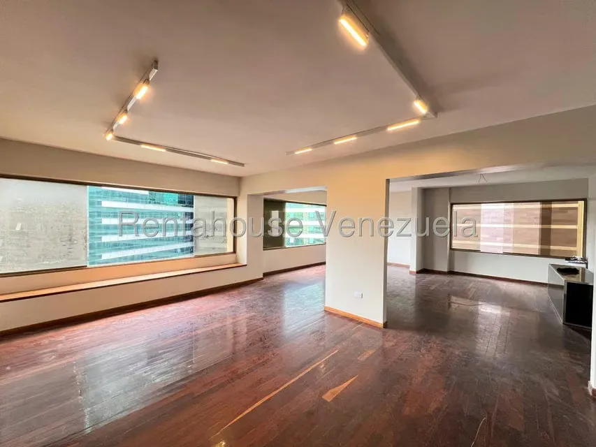 Apartamento (1 Nivel) en Venta en Campo Alegre, Distrito Metropolitano - 5