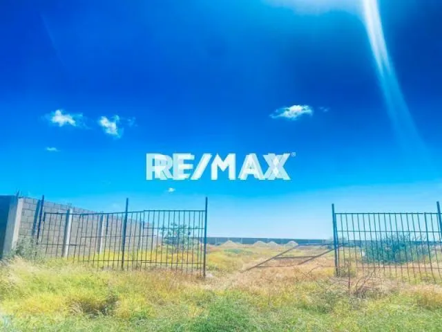 Terreno en Venta, Calle Ceuta, Puerta Maraven. - 3