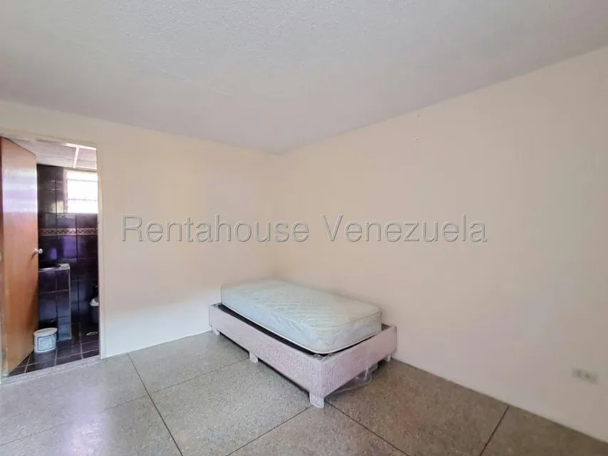 Apartamento (1 Nivel) en Alquiler en La Mora, Lara - 15