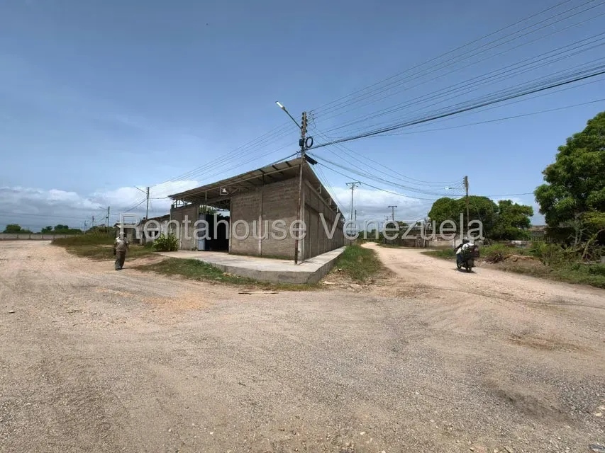 Terreno (Comercial) en Venta en La Costanera, Miranda - 11