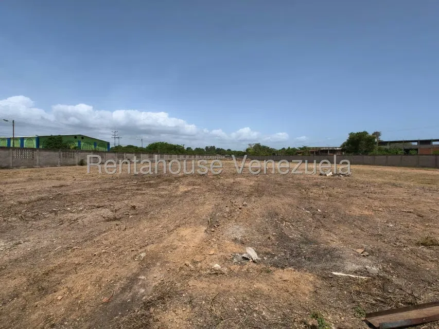 Terreno (Comercial) en Venta en La Costanera, Miranda - 18