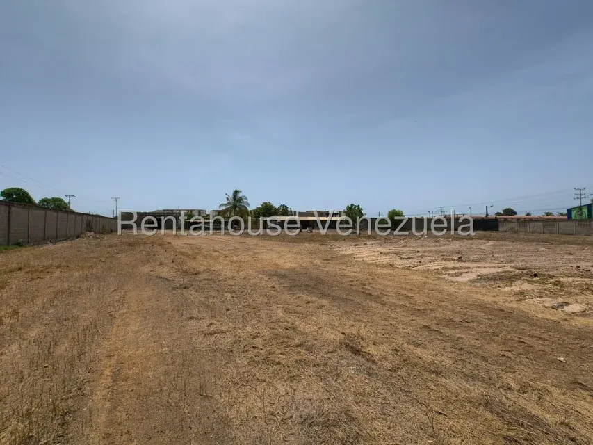 Terreno (Comercial) en Venta en La Costanera, Miranda - 25