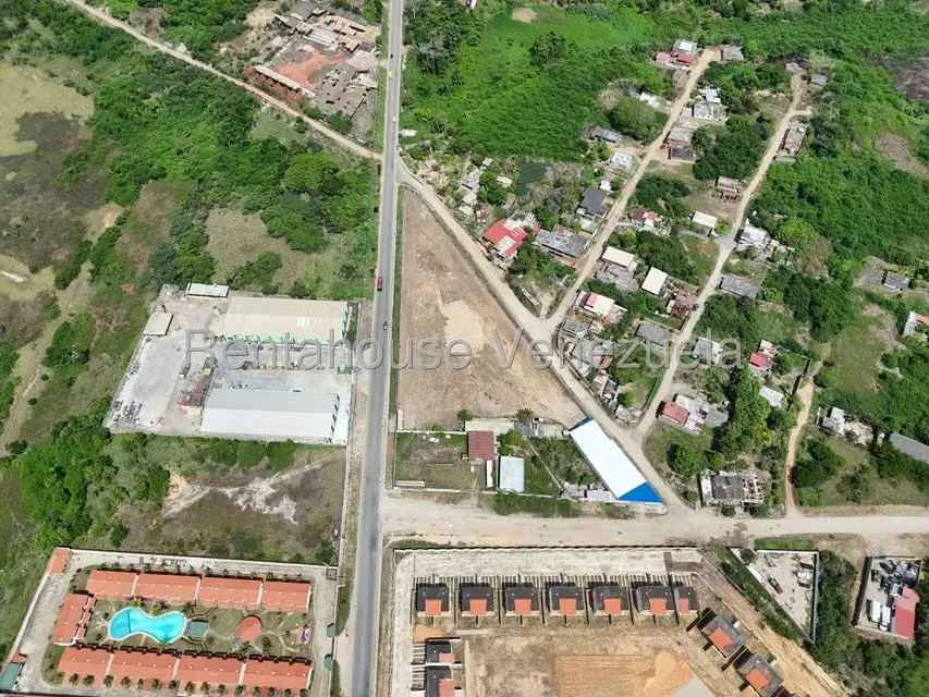 Terreno (Comercial) en Venta en La Costanera, Miranda - 7