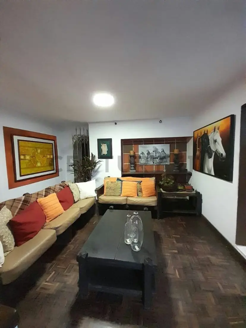 Apartamento en Venta urb. Rosalito. San Antonio de Los Altos