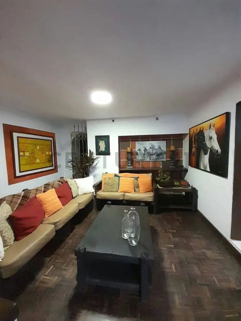 Apartamento en Venta urb. Rosalito. San Antonio de Los Altos