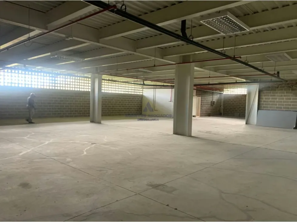 Se vende edificio Industrial 5.524m2 San Antonio 0026 - 13
