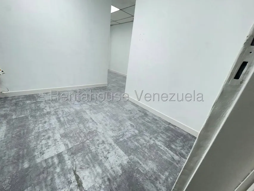 Oficina en Alquiler en Chacao, Distrito Metropolitano - 21