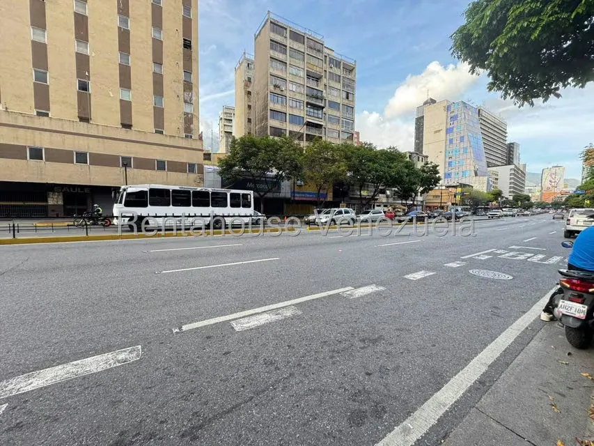 Oficina en Alquiler en Chacao, Distrito Metropolitano - 28
