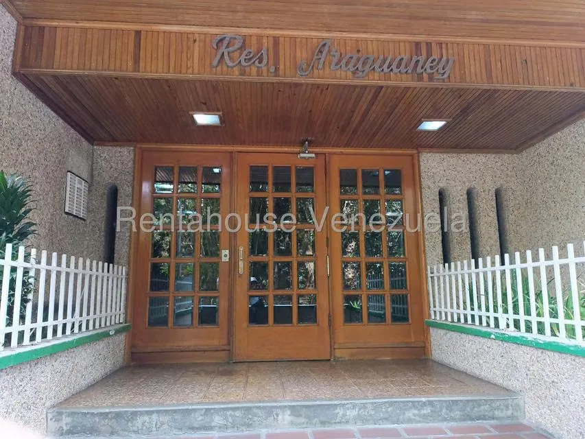 Apartamento (1 Nivel) en Alquiler en Los Nuevos Teques, Miranda - 2