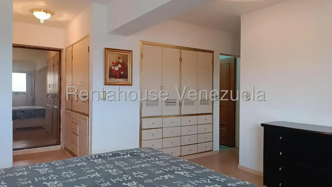 Apartamento (1 Nivel) en Alquiler en Los Nuevos Teques, Miranda - 24