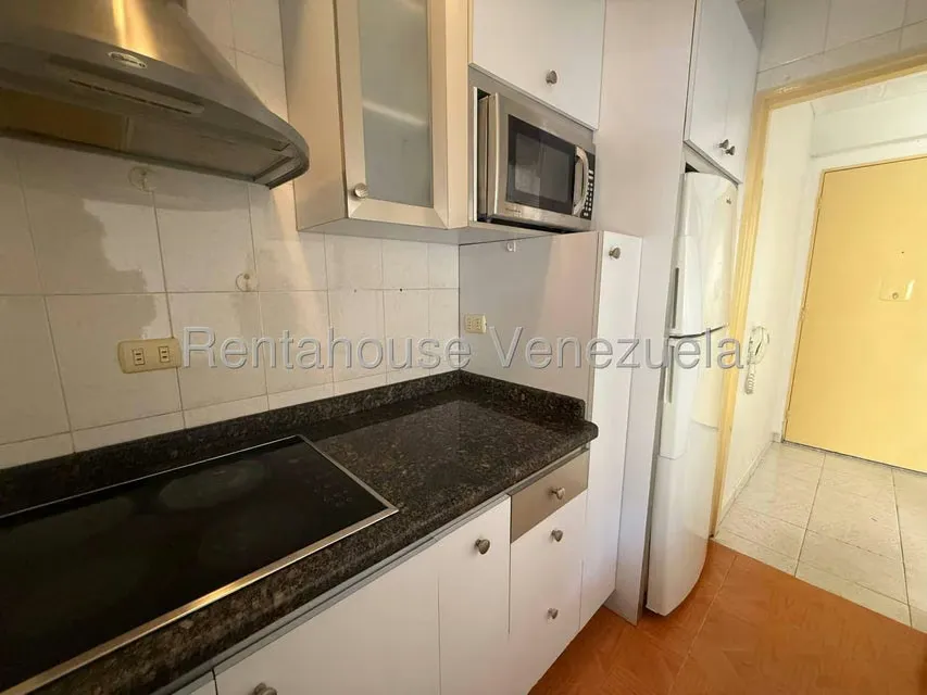 Apartamento (1 Nivel) en Alquiler en Bello Monte, Distrito Metropolitano - 7