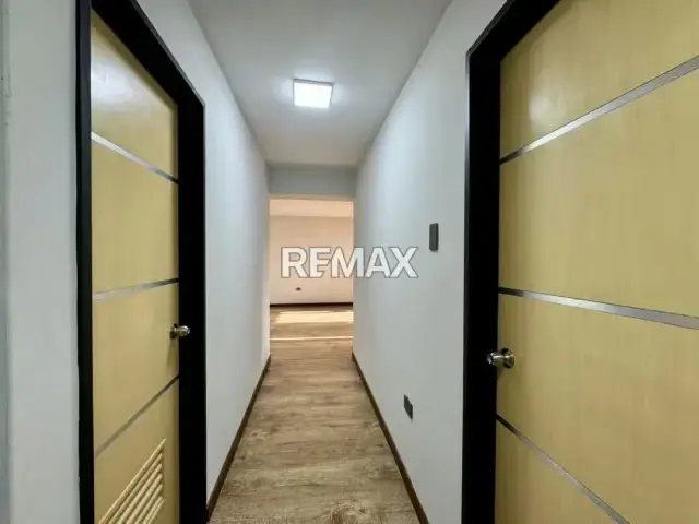 Apartamento. Venta. Pueblo Nuevo