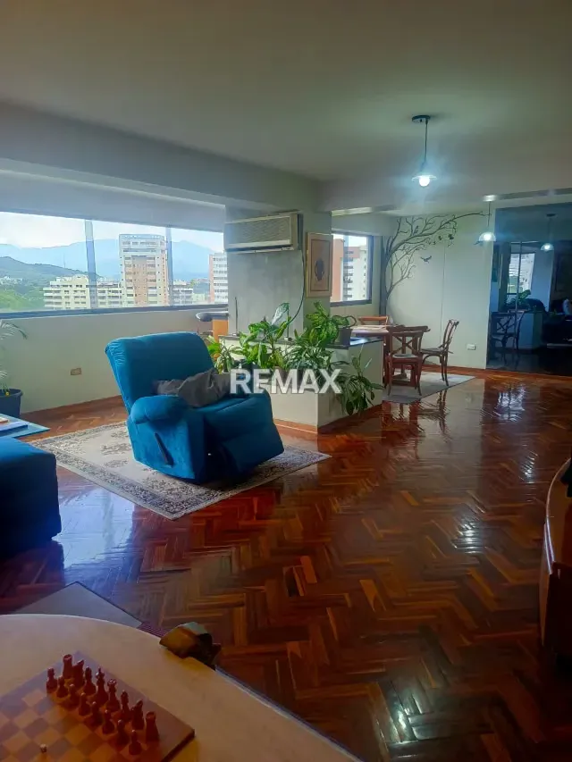 APARTAMENTO EN VENTA EN URB. VALLES DE CAMORUCO, RES. PARAÍSO J VALENCIA EDO. CARABOBO