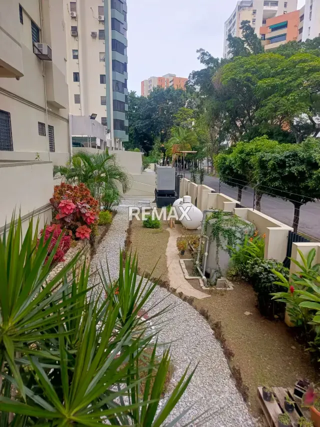APARTAMENTO EN VENTA EN URB. VALLES DE CAMORUCO, RES. PARAÍSO J VALENCIA EDO. CARABOBO - 16