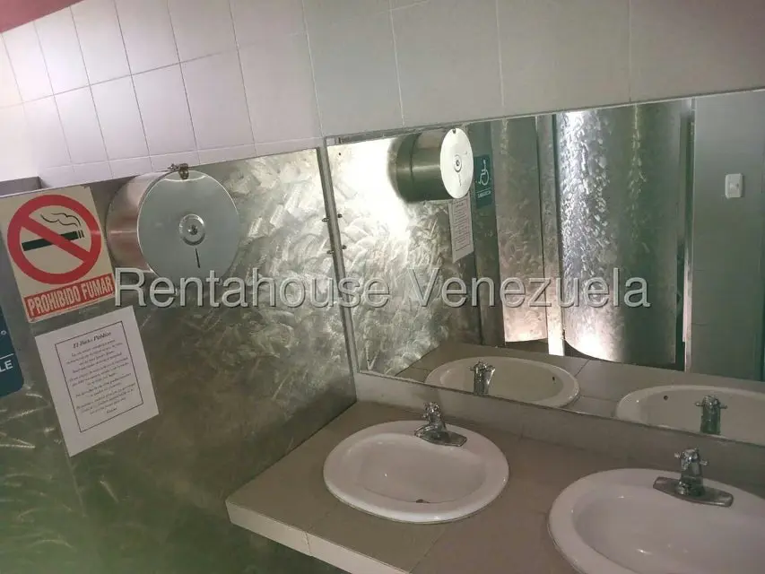 Local Comercial en Venta en Lomas de La Lagunita, Distrito Metropolitano - 11