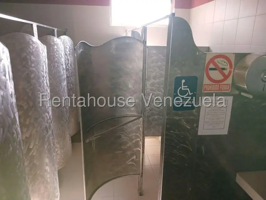 Local Comercial en Venta en Lomas de La Lagunita, Distrito Metropolitano - 12