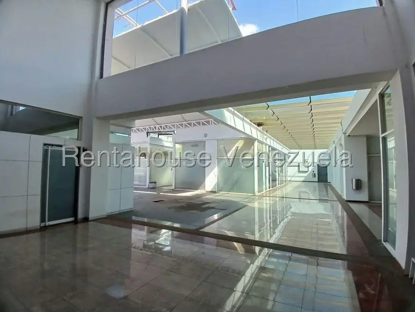 Local Comercial en Venta en Lomas de La Lagunita, Distrito Metropolitano - 15