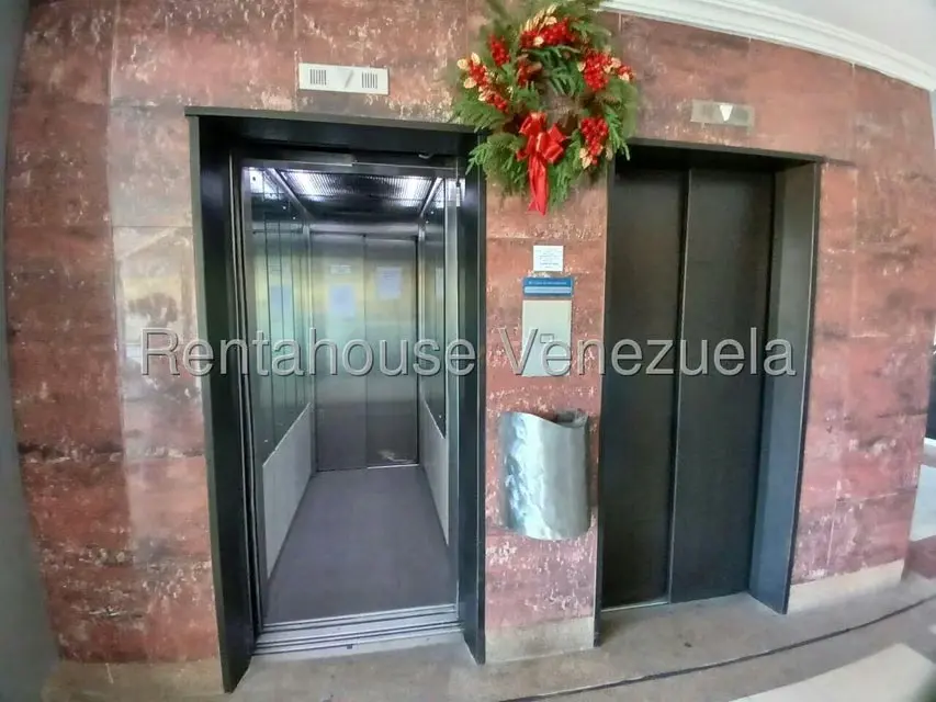 Local Comercial en Venta en Lomas de La Lagunita, Distrito Metropolitano - 16