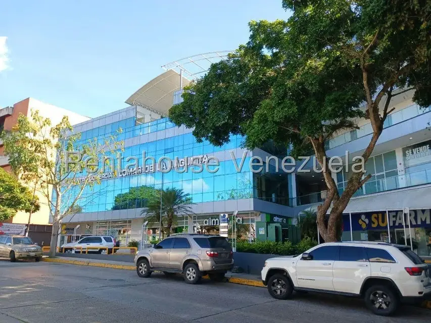 Local Comercial en Venta en Lomas de La Lagunita, Distrito Metropolitano - 2