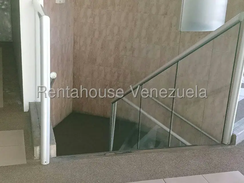 Local Comercial en Venta en Lomas de La Lagunita, Distrito Metropolitano - 3