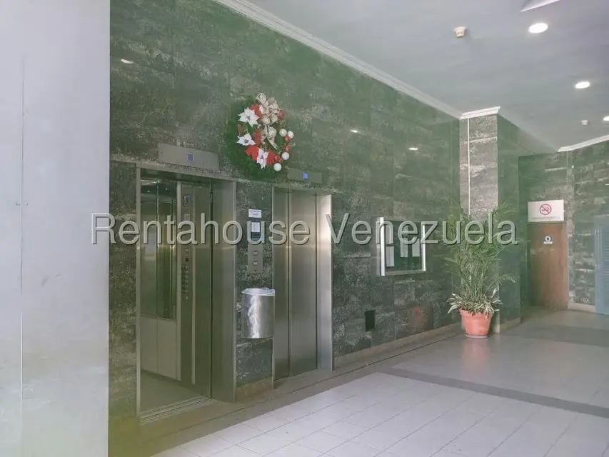 Local Comercial en Venta en Lomas de La Lagunita, Distrito Metropolitano - 10