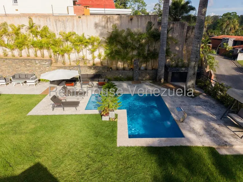 Casa (Duplex) en Venta en La Lagunita Country Club, Distrito Metropolitano - 3