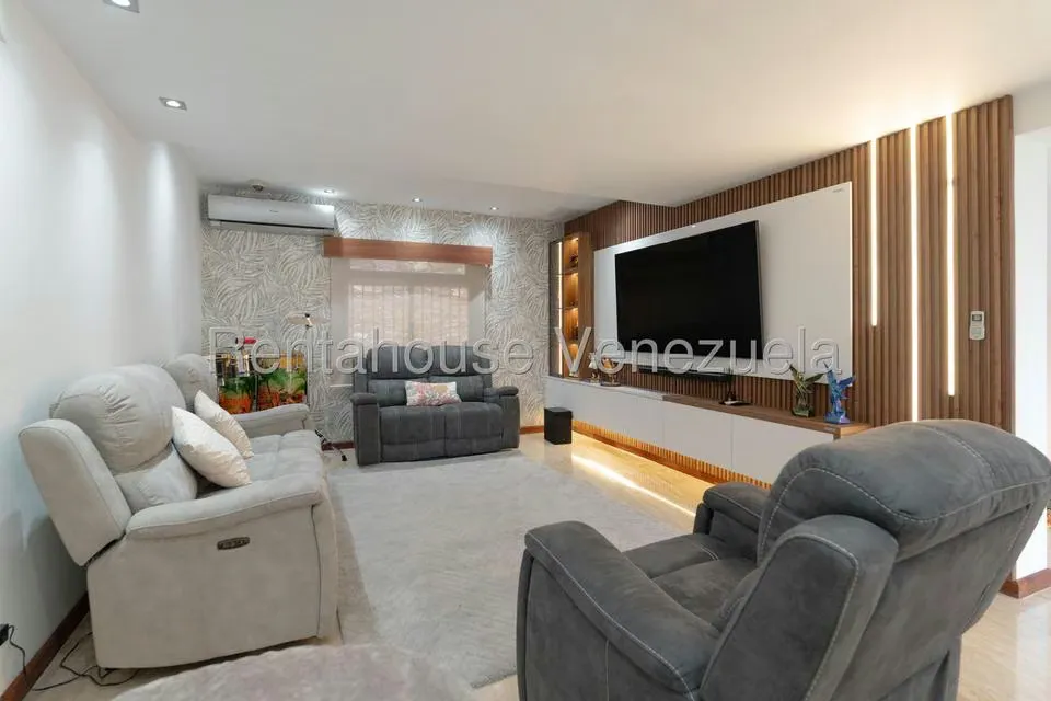 Casa (Duplex) en Venta en La Lagunita Country Club, Distrito Metropolitano - 25