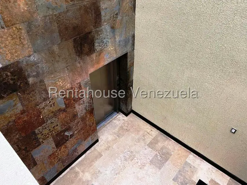 Apartamento (Duplex) en Venta en El Peñon, Distrito Metropolitano - 37