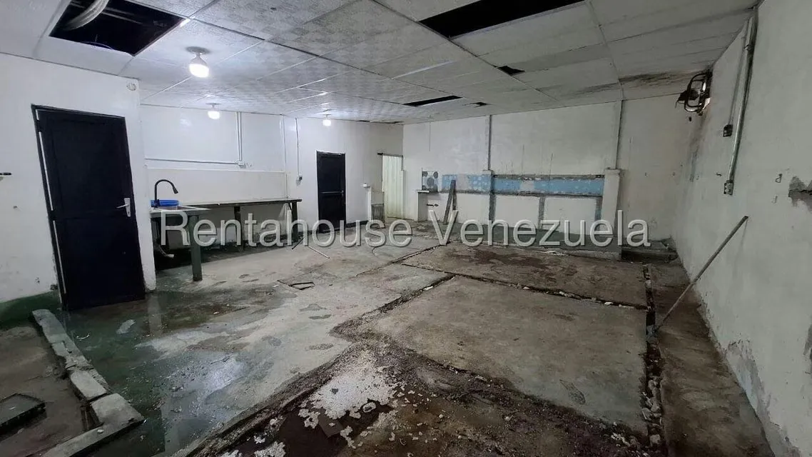 Local Comercial en Alquiler en Los Ruices, Distrito Metropolitano - 11