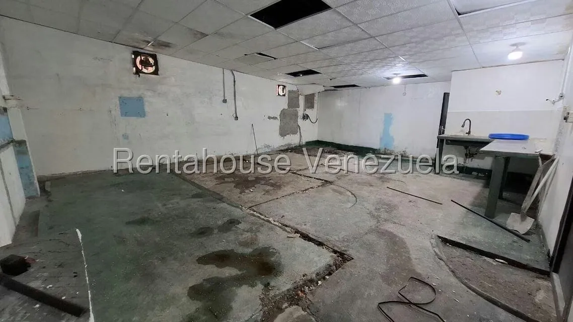 Local Comercial en Alquiler en Los Ruices, Distrito Metropolitano - 12