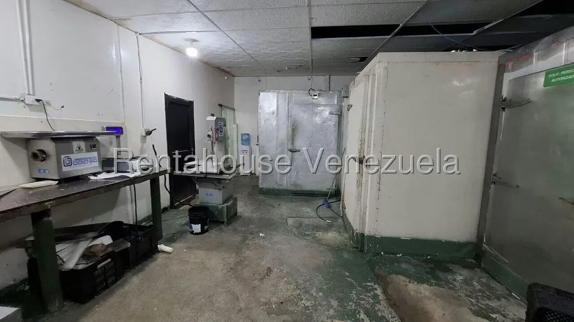 Local Comercial en Alquiler en Los Ruices, Distrito Metropolitano - 9