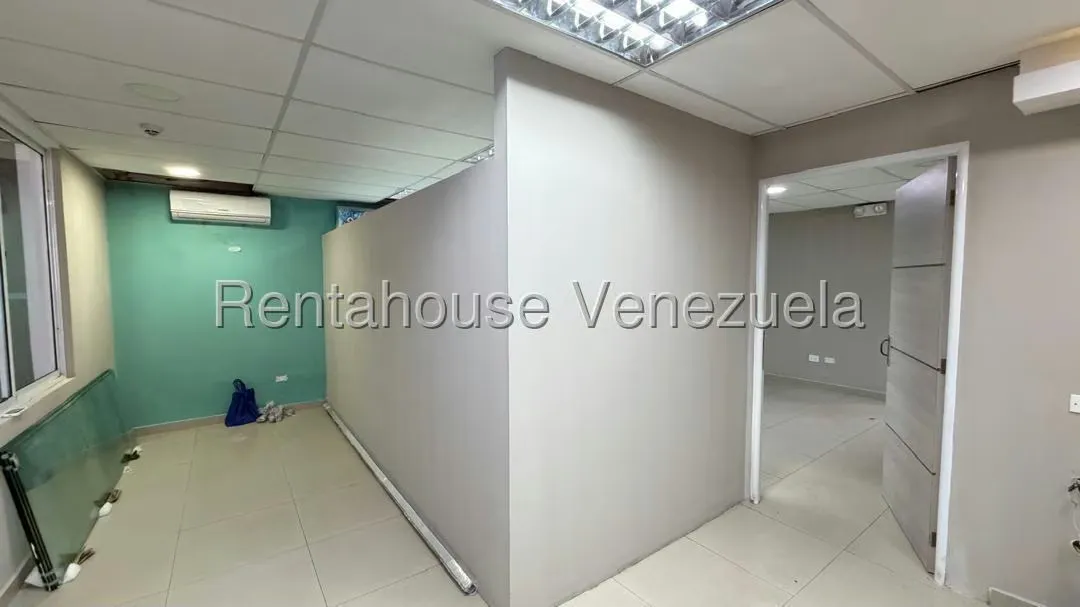 Local Comercial en Alquiler en Del Este, Lara - 18