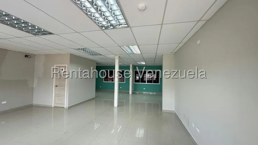 Local Comercial en Alquiler en Del Este, Lara - 26