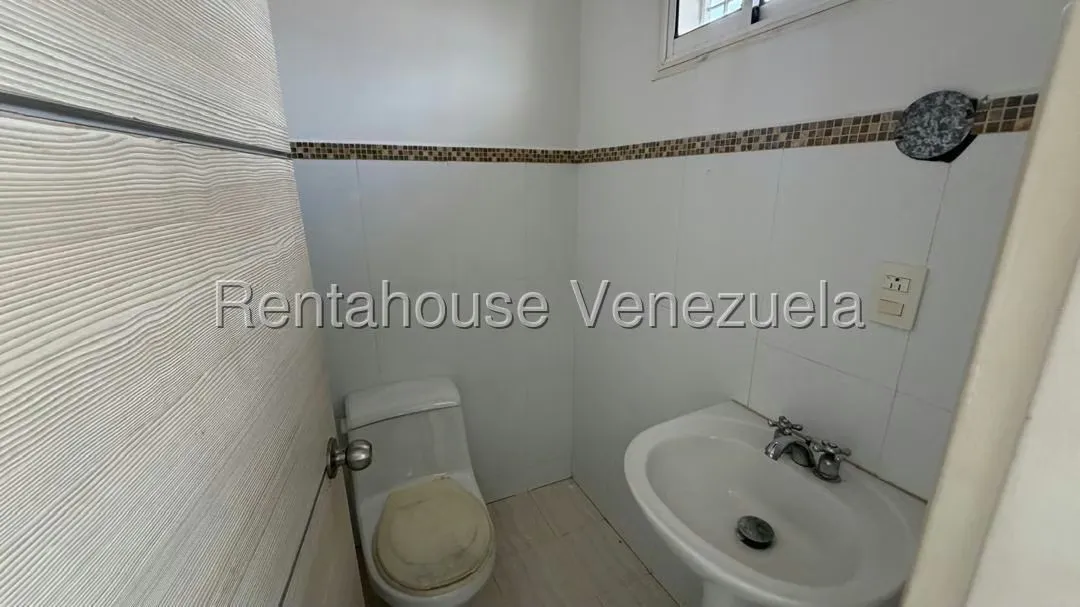 Local Comercial en Alquiler en Del Este, Lara - 37