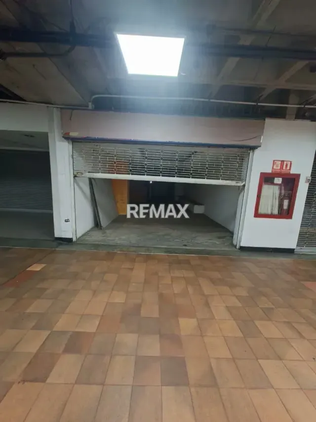 LOCAL COMERCIAL EN ALQUILER - 2