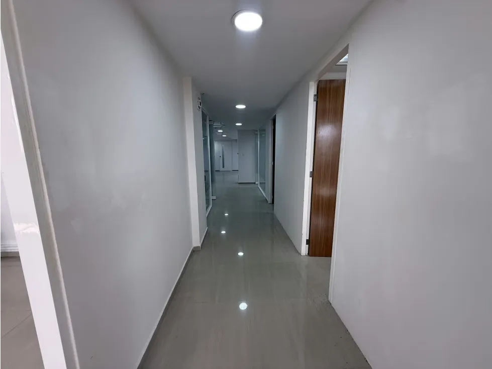 Alquilo Oficina En El Hatillo - 6