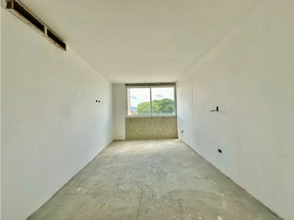 Se vende PH 633m2 4h+s/6b/5p Los Palos Grandes - 16