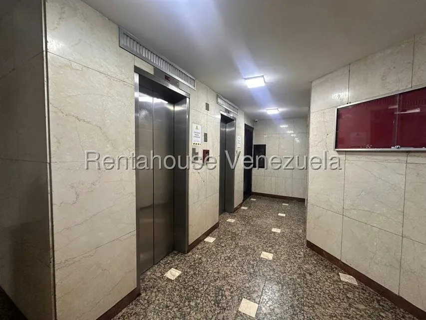 Apartamento (1 Nivel) en Venta en Centro, Lara - 2