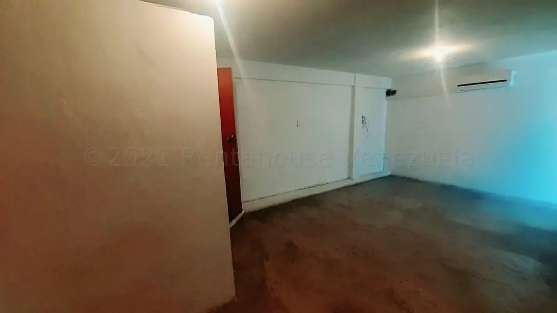 Local Comercial en Alquiler en Centro, Lara - 11