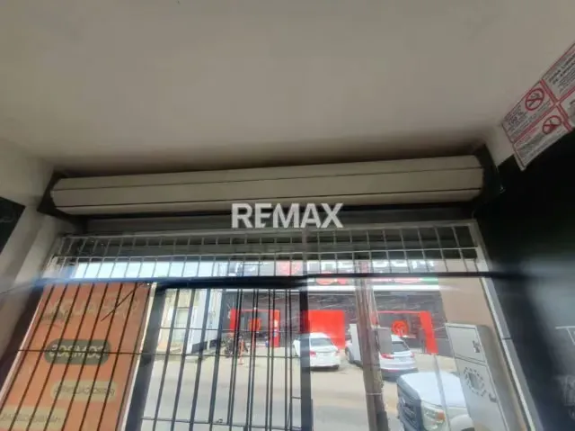 Fondo de Comercio en Venta. Av. Escalona - 12