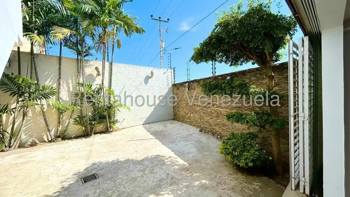 Casa (Duplex) en Venta en Trapiche Villas, Lara - 19