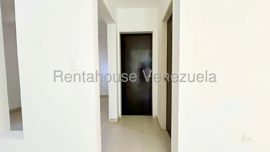 Casa (Duplex) en Venta en Trapiche Villas, Lara - 28